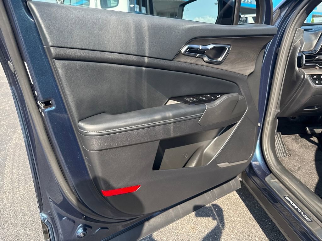 Used 2023 Kia Sportage X-Line image 12