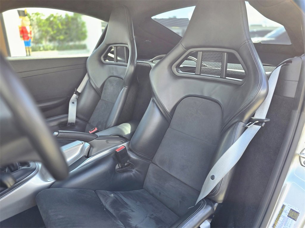 Used 2012 Porsche Cayman R image 21