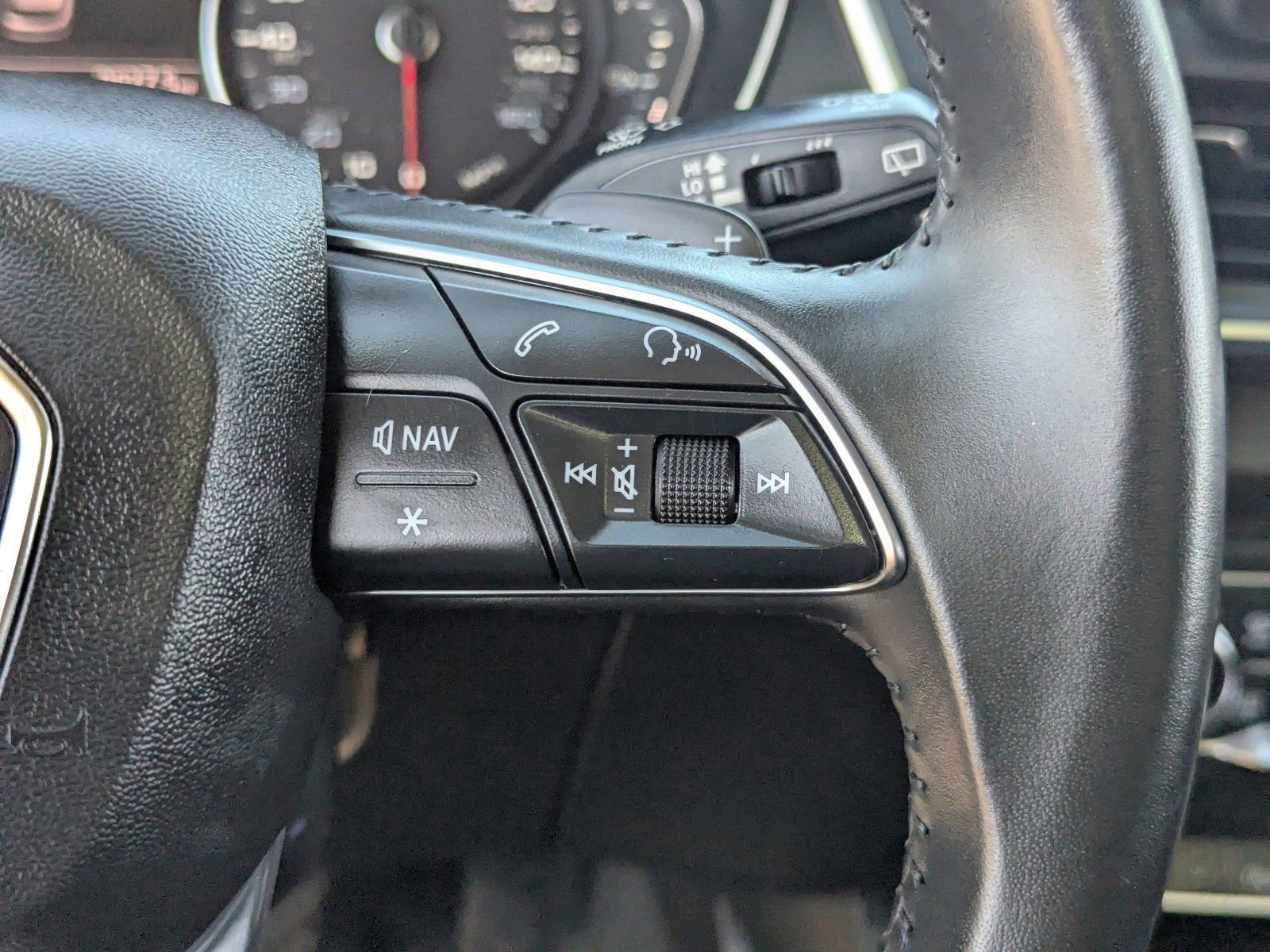 Used 2020 Audi Q5 2.0T Premium w/ Convenience Package AWD/4WD image 24