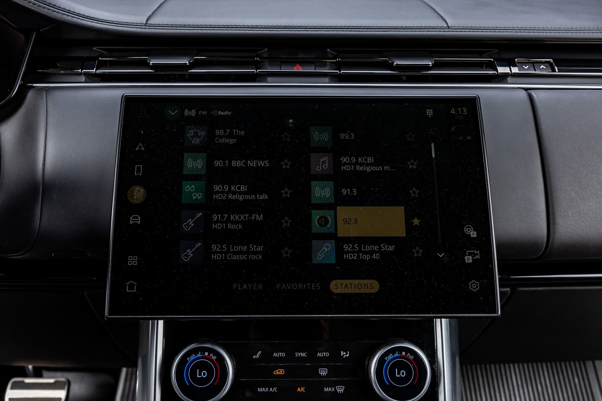 Used 2022 Land Rover Range Rover SE image 21