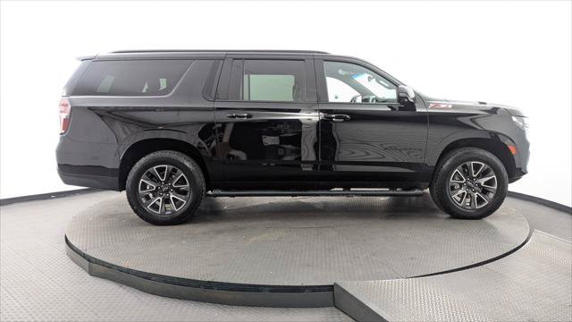 Used 2022 Chevrolet Suburban Z71 w/ Luxury Package AWD/4WD image 9