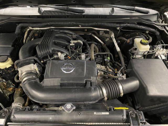 Used 2012 Nissan Xterra PRO-4X AWD/4WD image 8