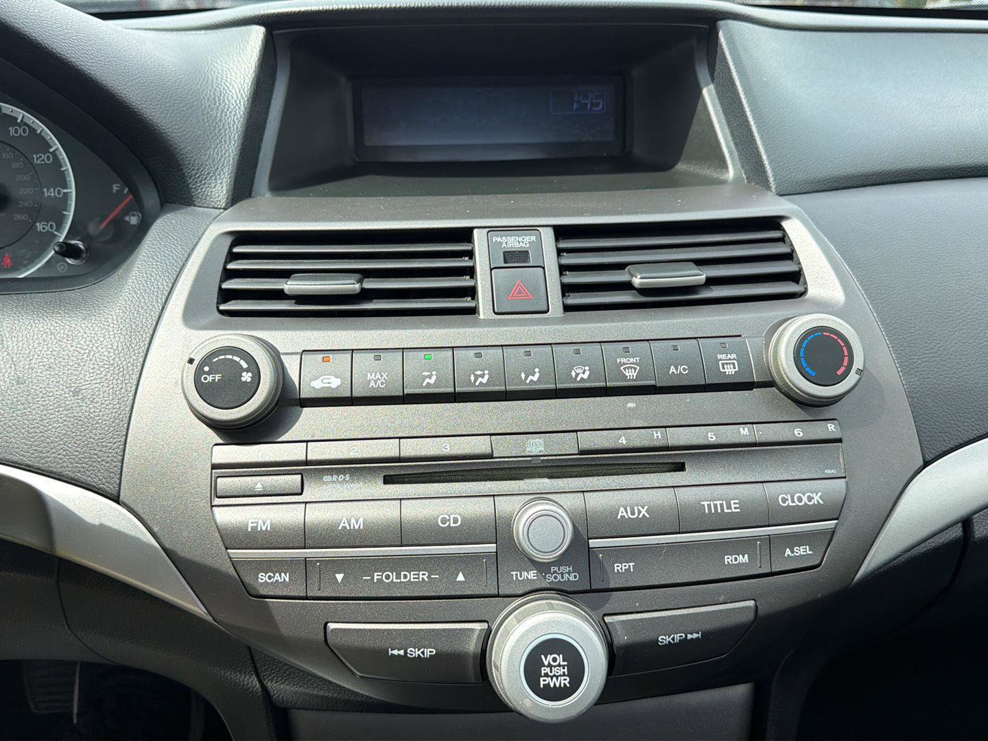 Used 2011 Honda Accord LX image 29
