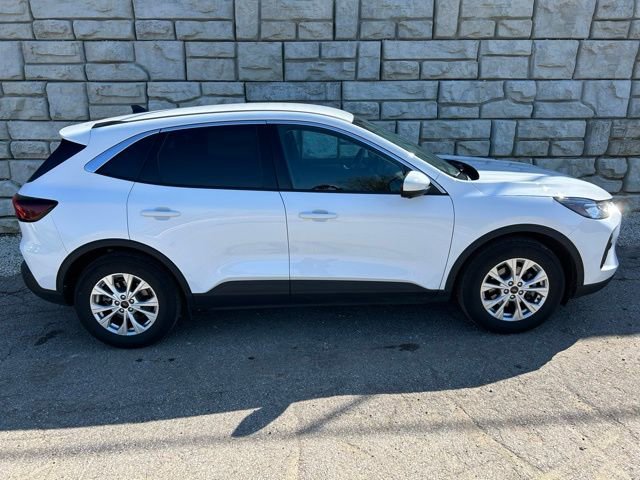 Used 2023 Ford Escape Active w/ Tech Pack #2 image 6