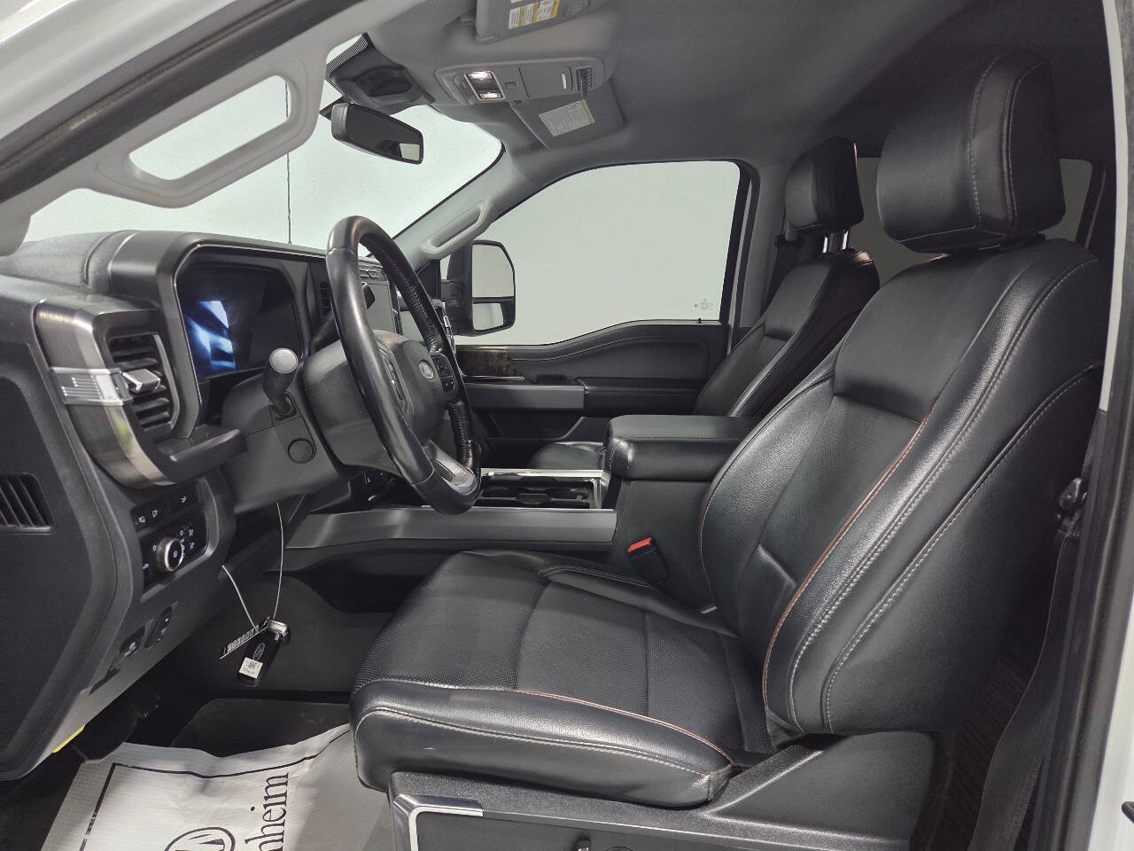 Used 2024 Ford F250 Lariat w/ FX4 Off-Road Package AWD/4WD image 11