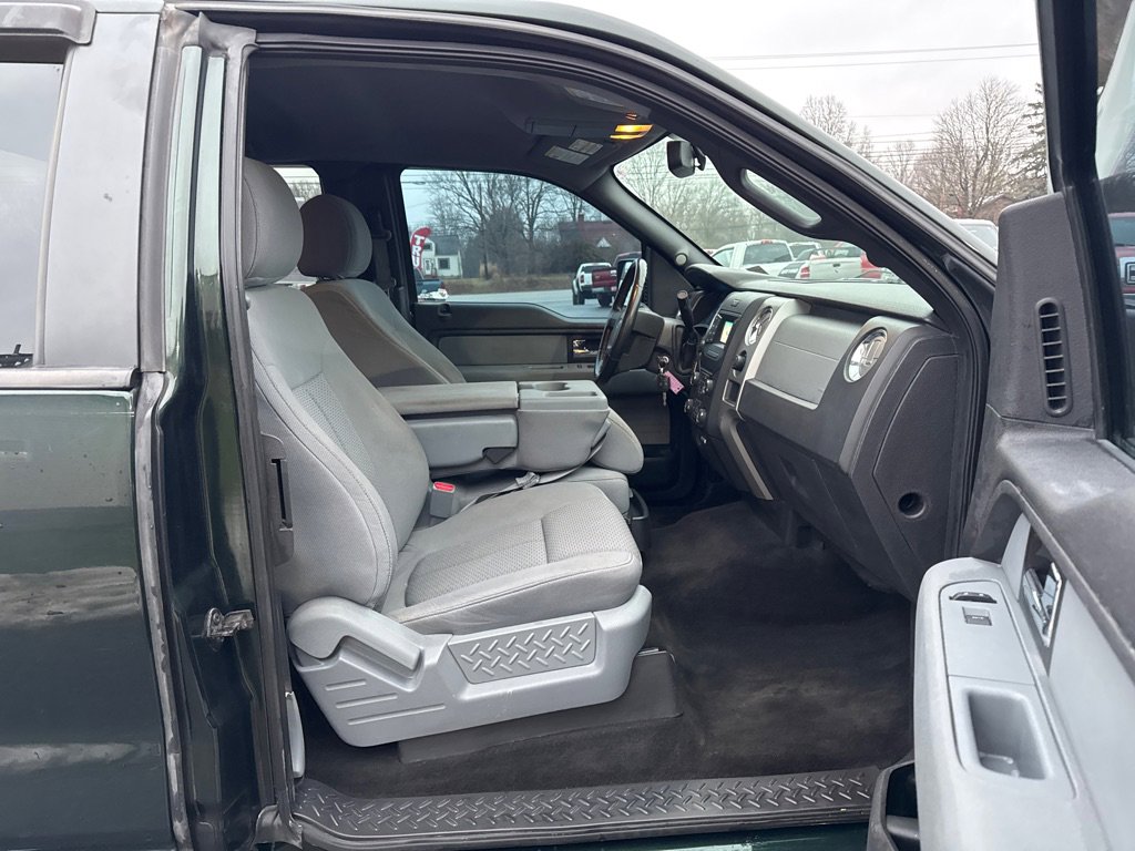 Used 2013 Ford F150 XLT w/ XLT Chrome Pkg image 11