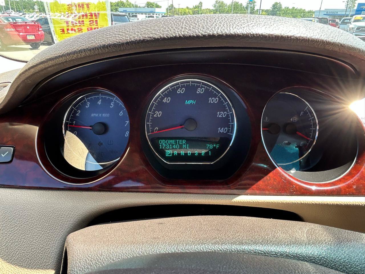 Used 2008 Buick Lucerne CXS FWD image 21