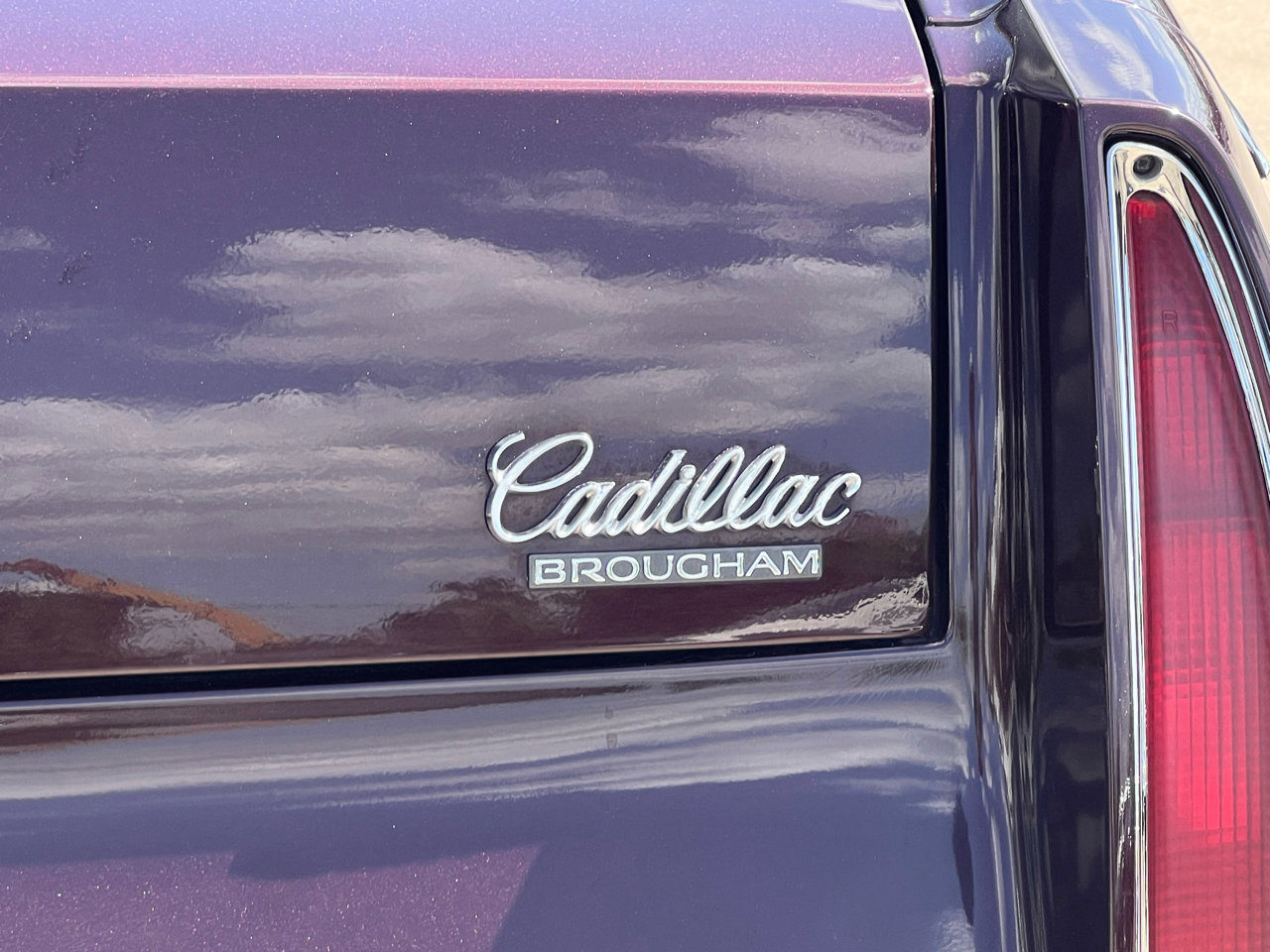 Used 1996 Cadillac Fleetwood Brougham image 15