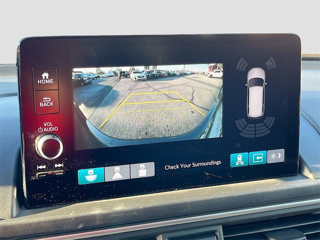 Used 2025 Honda Pilot EX-L image 13