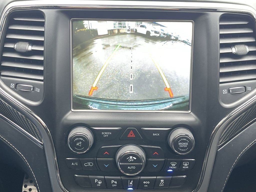 Used 2017 Jeep Grand Cherokee SRT image 15