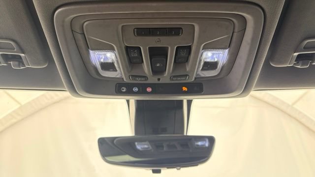 Used 2020 GMC Sierra 1500 Denali w/ Denali Carbonpro Edition AWD/4WD image 45