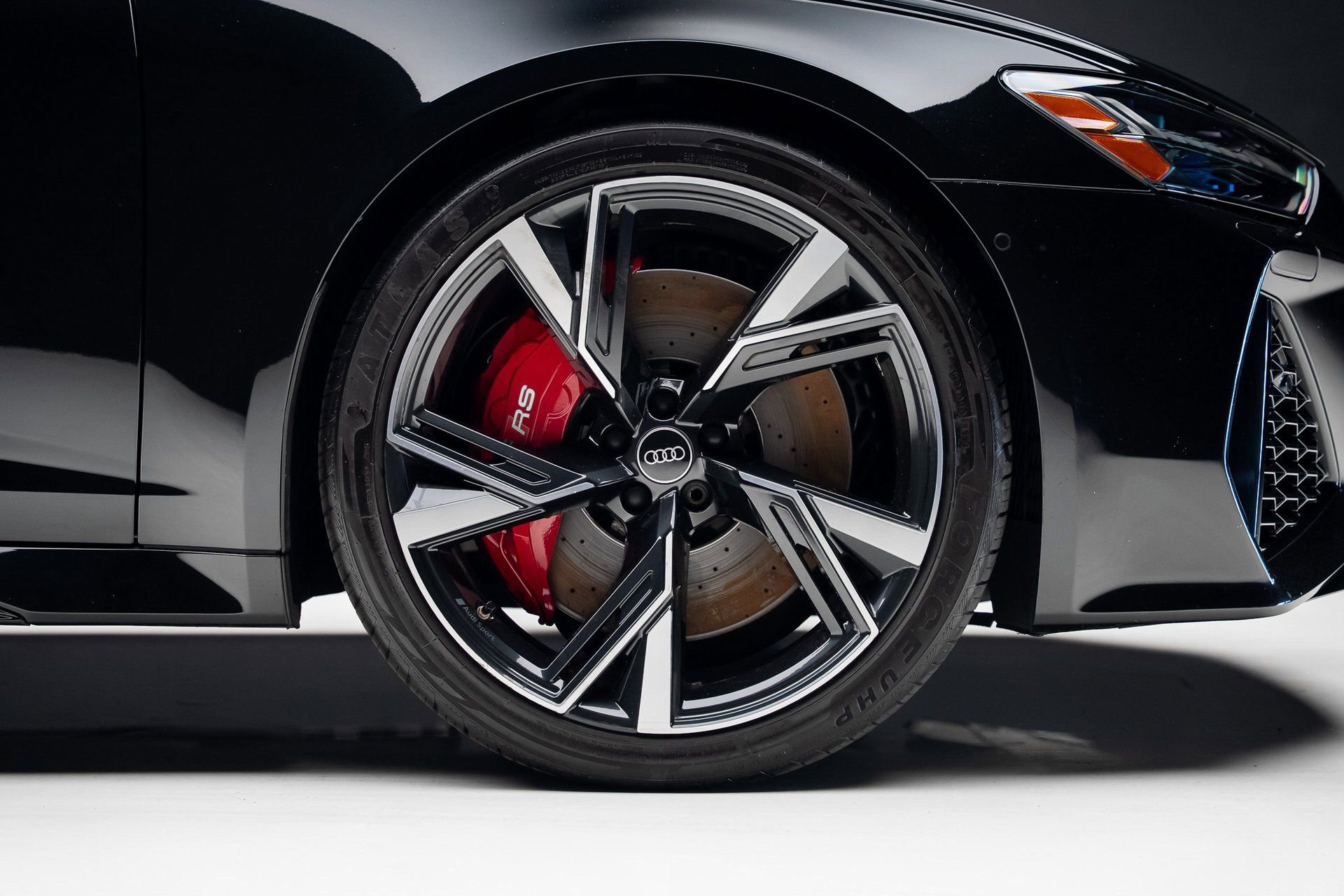 Used 2022 Audi RS 6 AWD/4WD image 37