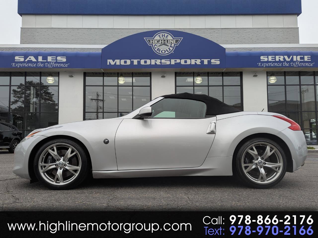 Used 2010 Nissan 370Z Touring w/ Sport Pkg image 1