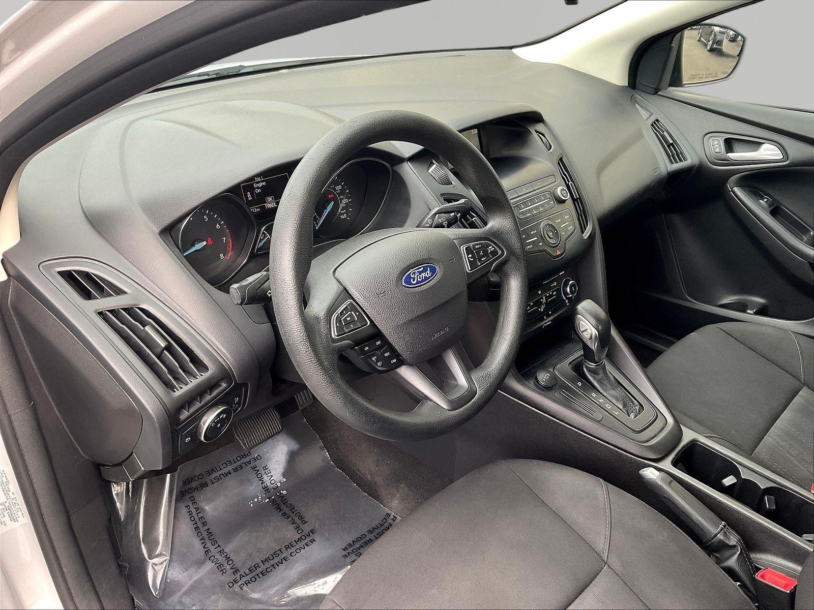 Used 2018 Ford Focus SE w/ Interior Protection Package FWD image 16