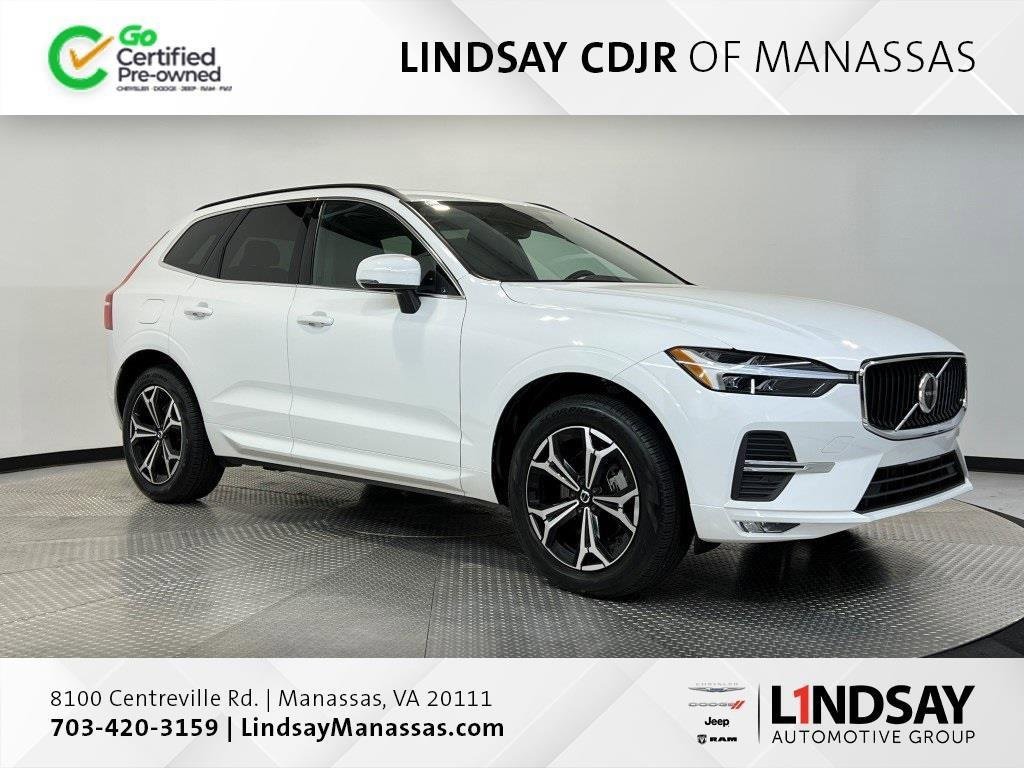 Used 2022 Volvo XC60 B5 Momentum image 1
