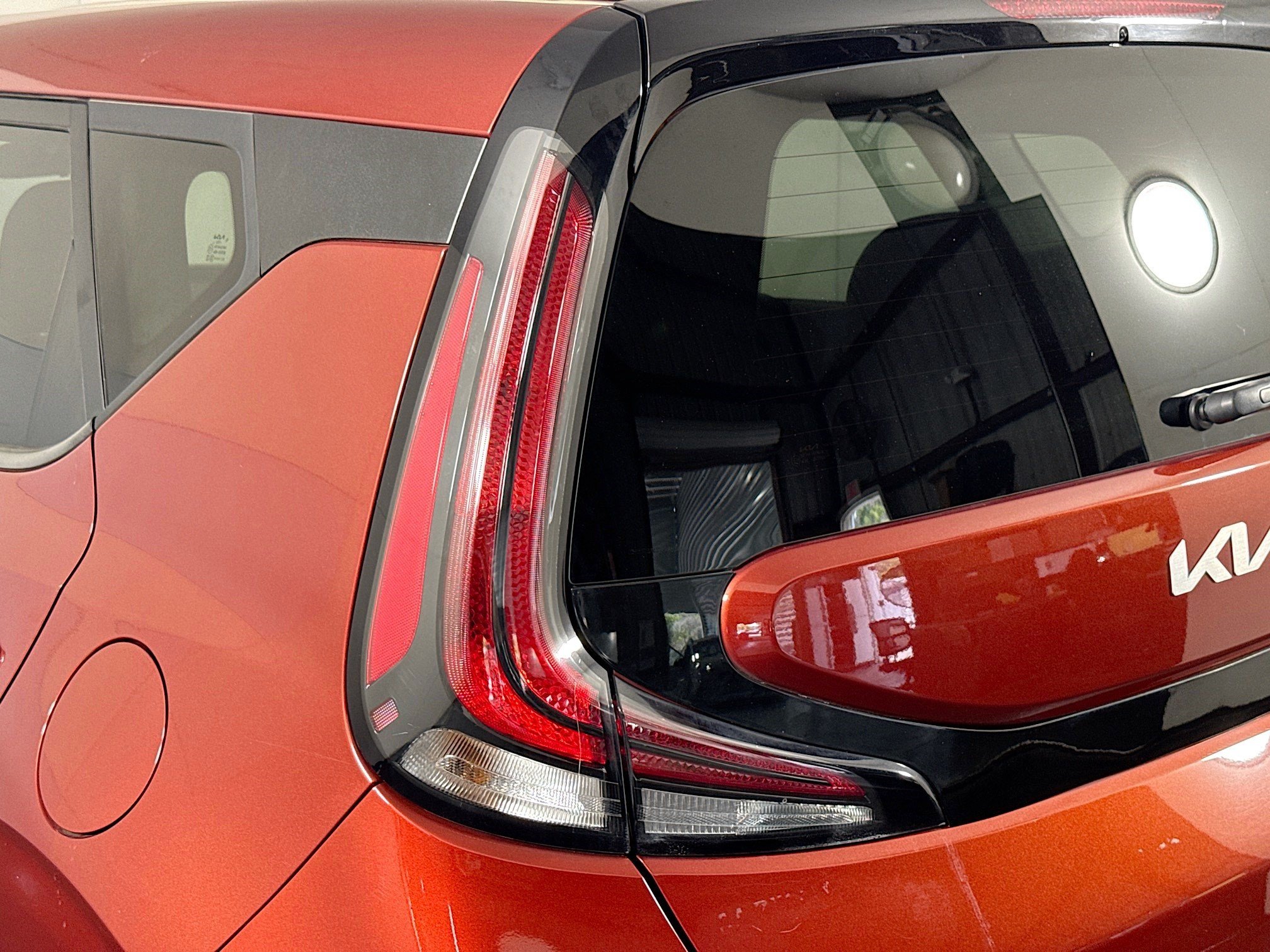 Used 2023 Kia Soul LX w/ LX Technology Package FWD image 35