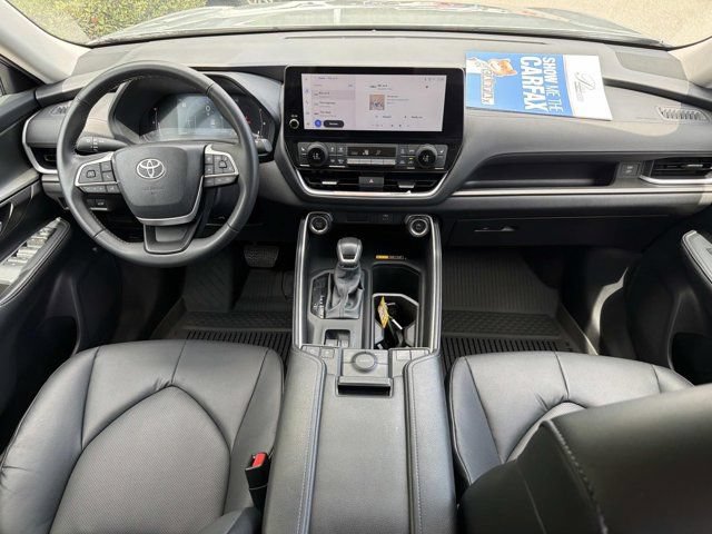 Certified 2025 Toyota Grand Highlander FWD image 23