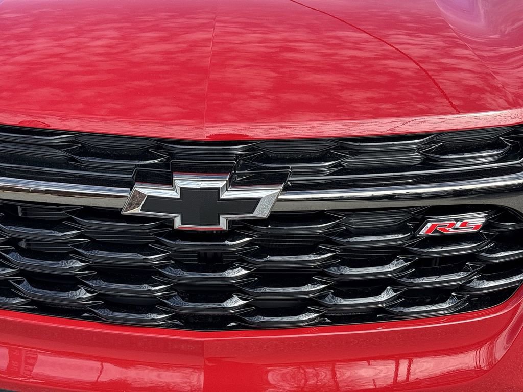 New 2026 Chevrolet Trax RS w/ Sunroof Package image 31