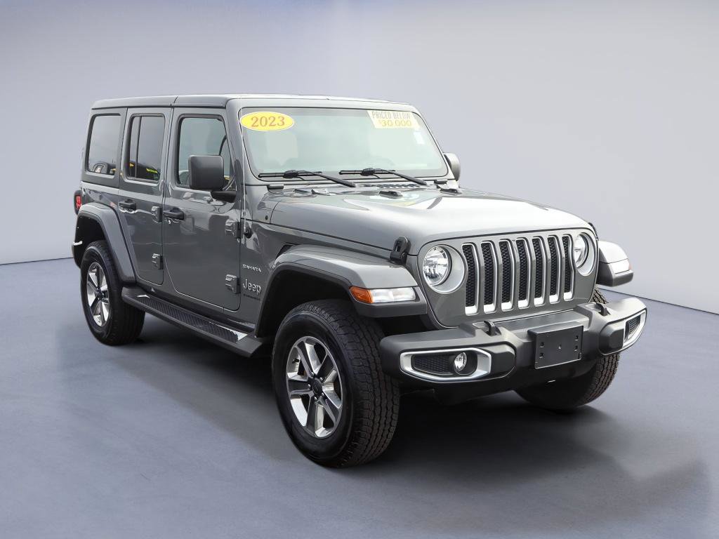 Used 2023 Jeep Wrangler Sahara w/ Cold Weather Group image 8
