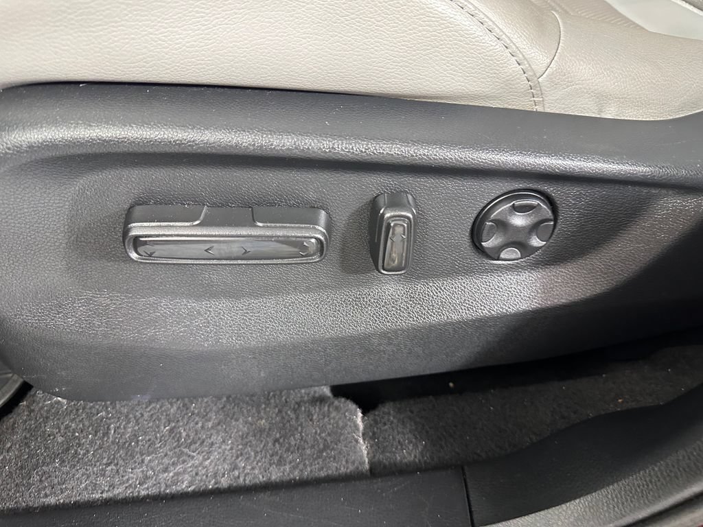 Used 2018 Honda CR-V EX-L image 18