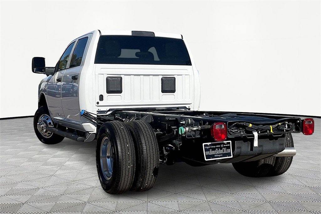 New 2026 RAM 3500 Tradesman w/ Chrome Appearance Group image 3