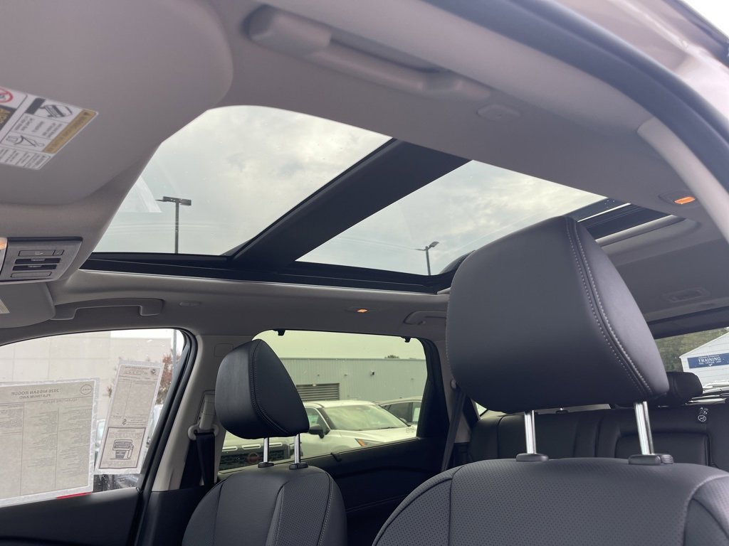 New 2026 Nissan Rogue Platinum image 17