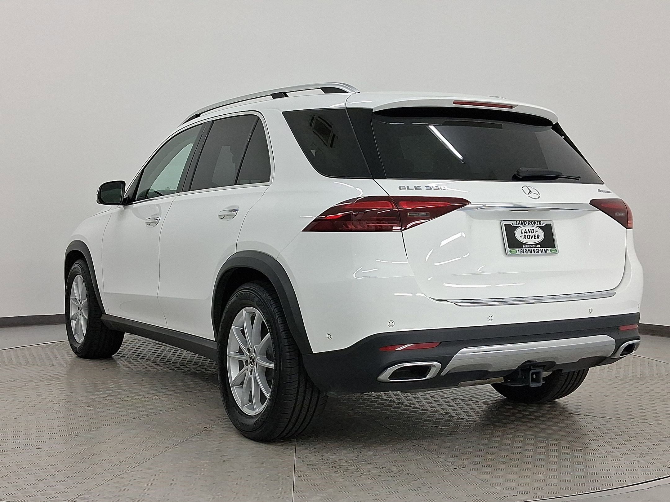 Used 2024 Mercedes-Benz GLE 350 4MATIC image 3