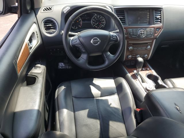 Used 2020 Nissan Pathfinder Platinum AWD/4WD image 11
