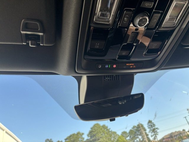 New 2026 Chevrolet Suburban High Country w/ Sun And Tow Package image 31