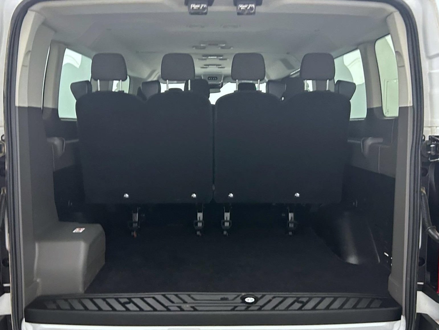 Used 2022 Ford Transit 350 XLT RWD image 19