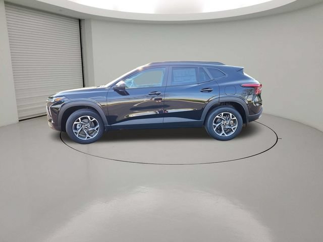 New 2026 Chevrolet Trax LT w/ Driver Confidence Package FWD image 4
