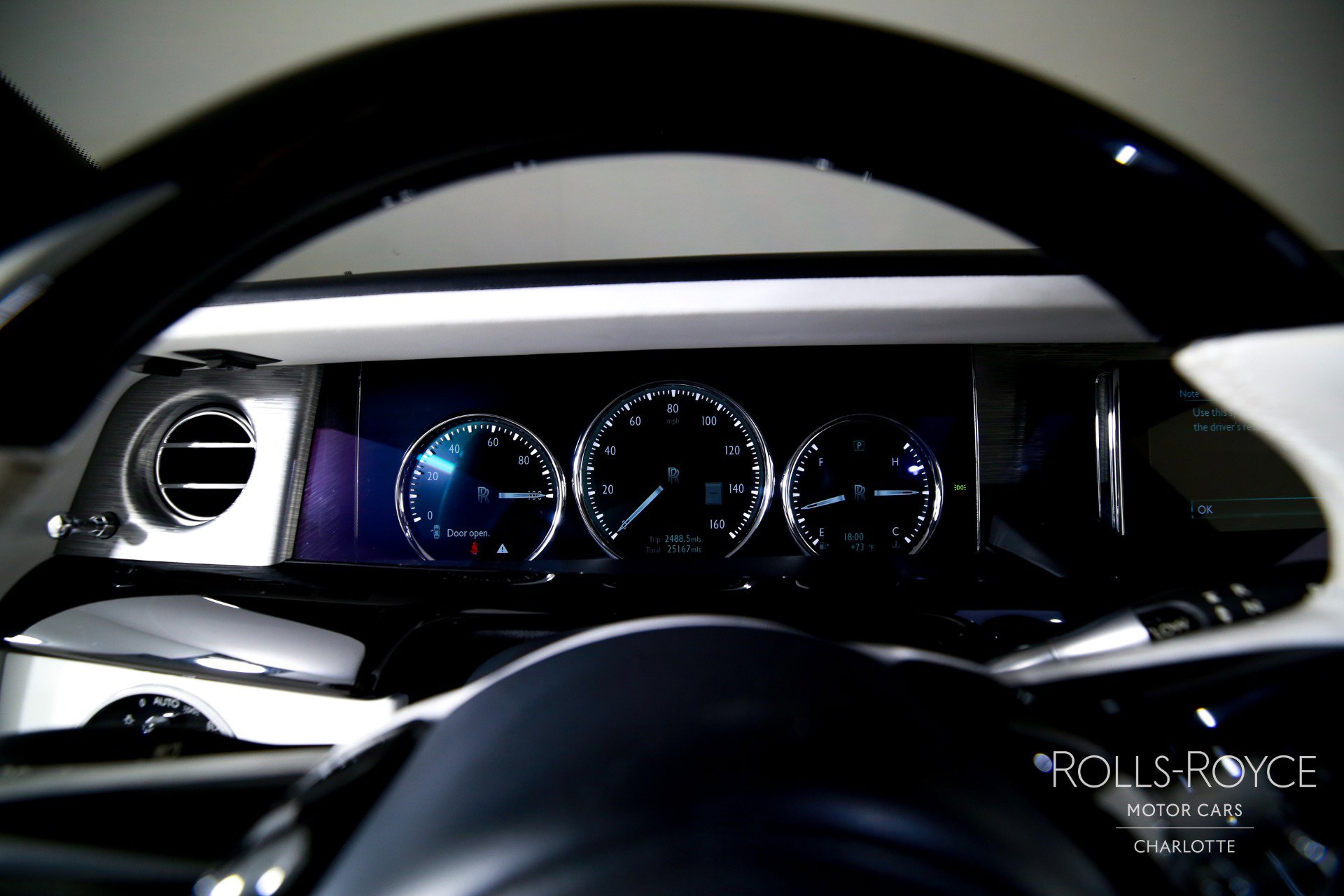 Used 2018 Rolls-Royce Phantom Sedan image 14