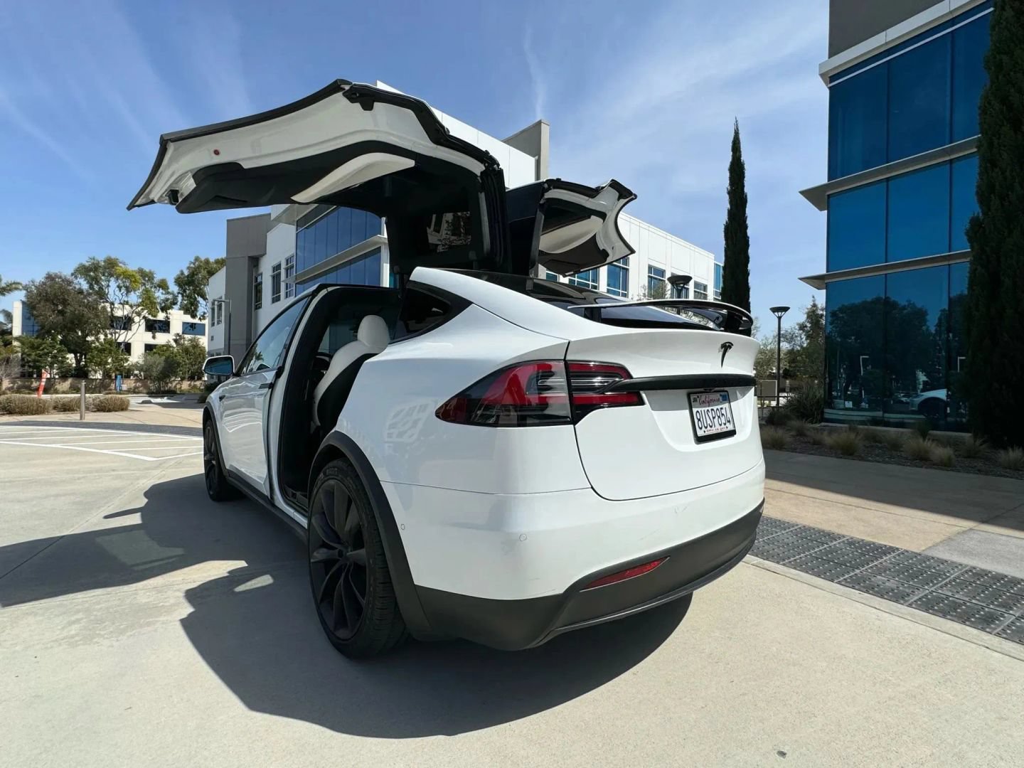 Used 2019 Tesla Model X Long Range AWD/4WD image 4