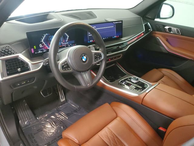 Used 2025 BMW X5 sDrive40i w/ Executive Package image 13
