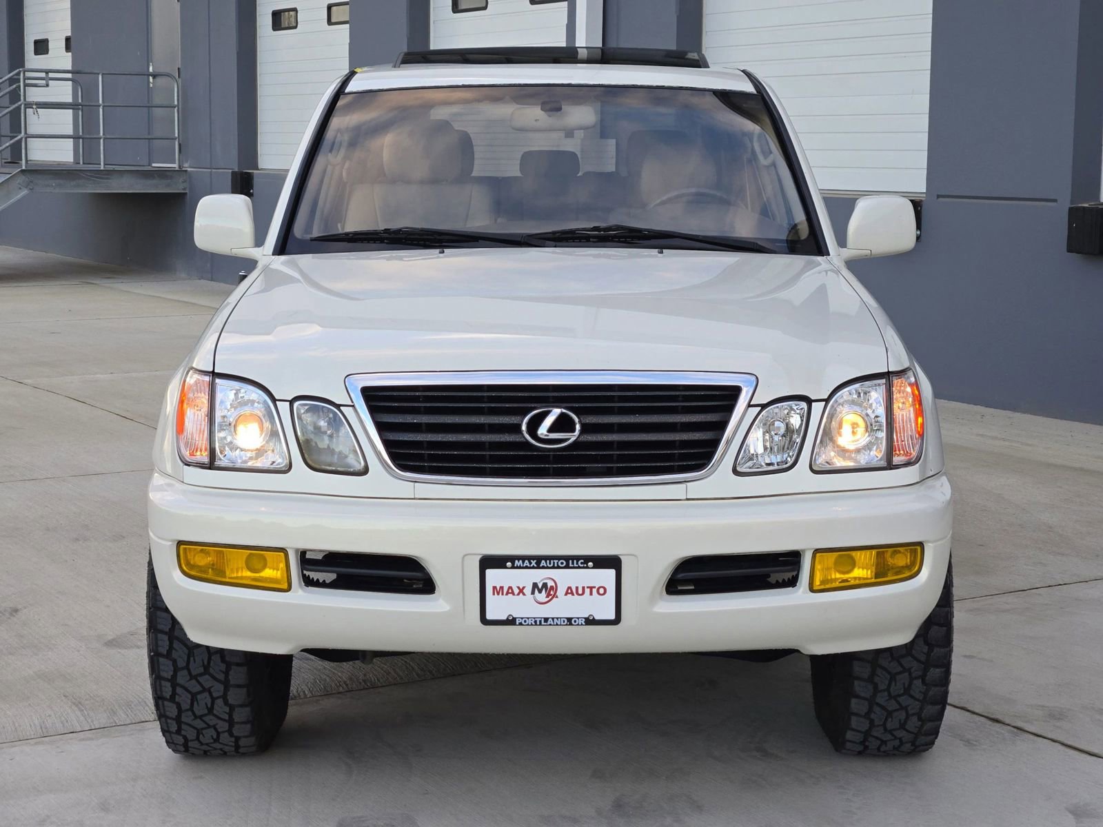 Used 1999 Lexus LX 470 4WD image 3