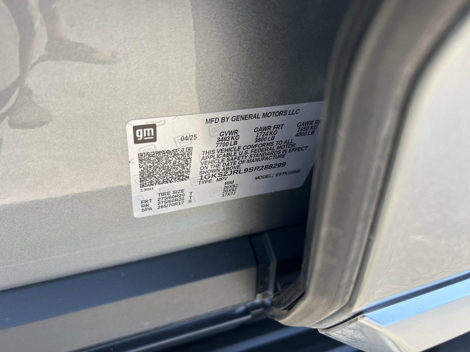 Certified 2025 GMC Yukon XL Denali AWD/4WD image 36