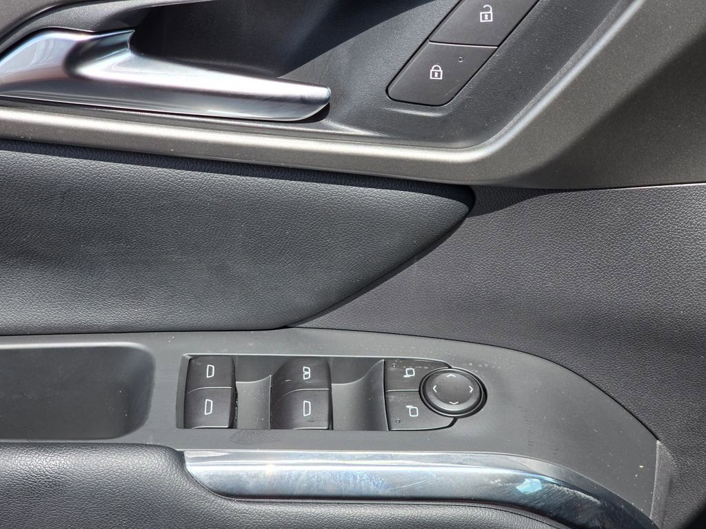 New 2026 Chevrolet Traverse LT w/ Driver Confidence Package image 17