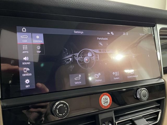 New 2026 Porsche Macan image 29