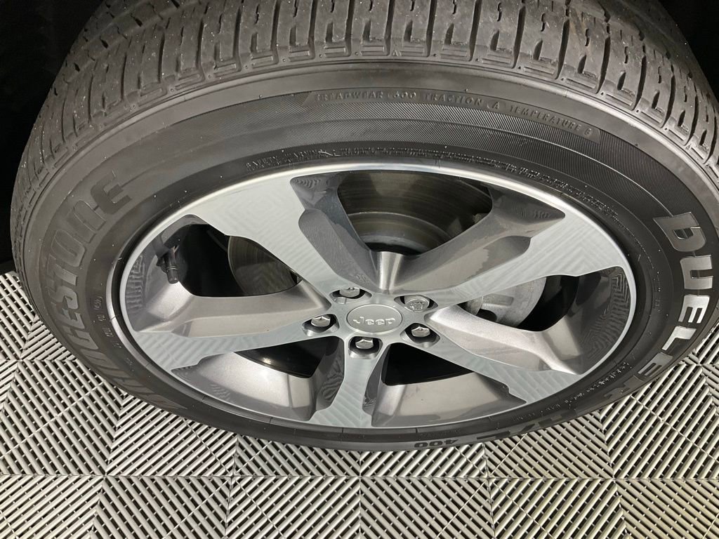 Used 2023 Jeep Grand Cherokee 4WD 4xe w/ Luxury Tech Group II image 10