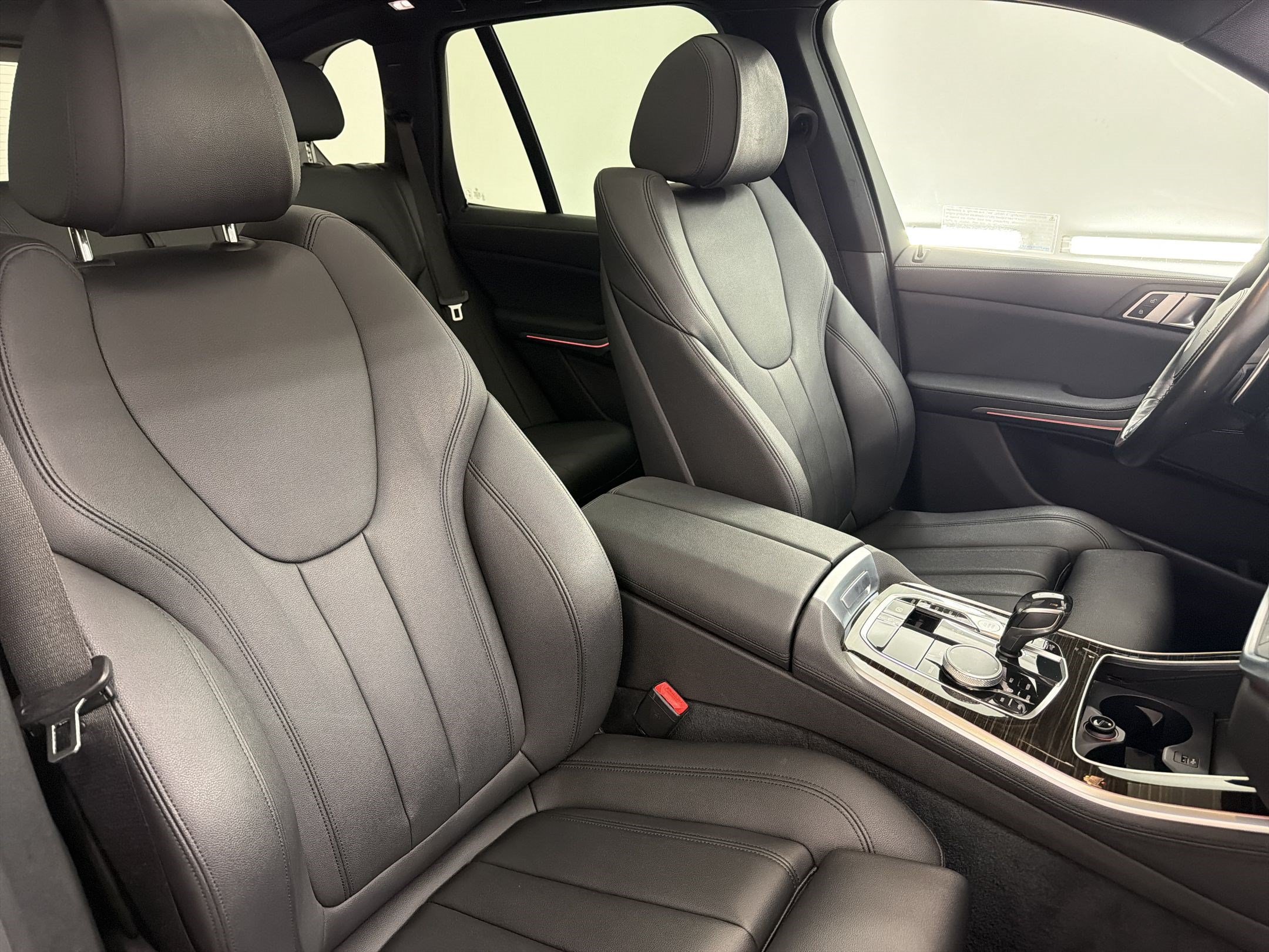 Used 2019 BMW X5 xDrive40i w/ Premium Package 2 AWD/4WD image 30