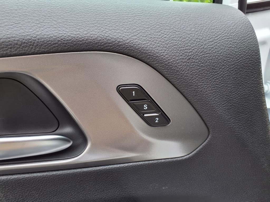 New 2026 Chrysler Pacifica Select image 24