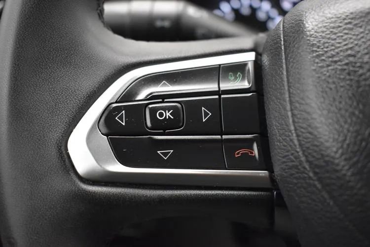 Used 2024 Jeep Compass Latitude AWD/4WD image 24