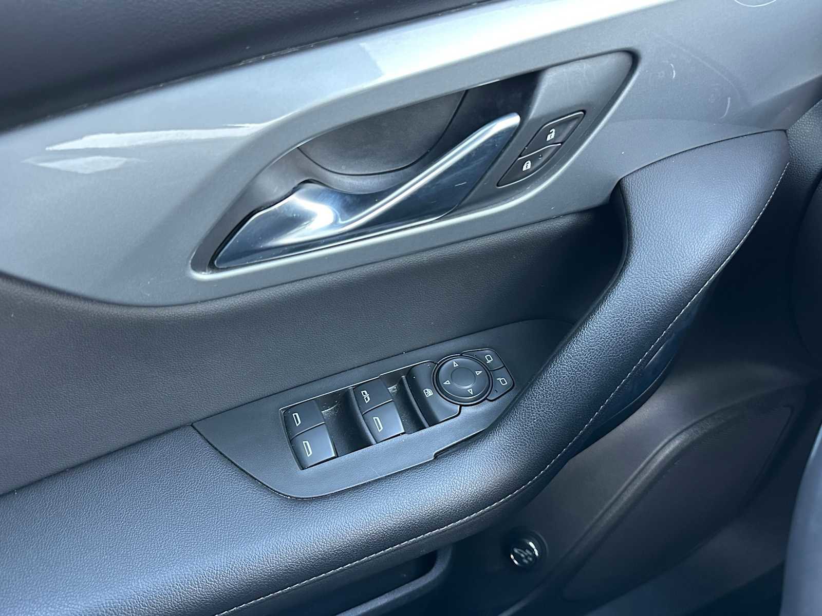 Used 2020 Chevrolet Blazer LT image 31