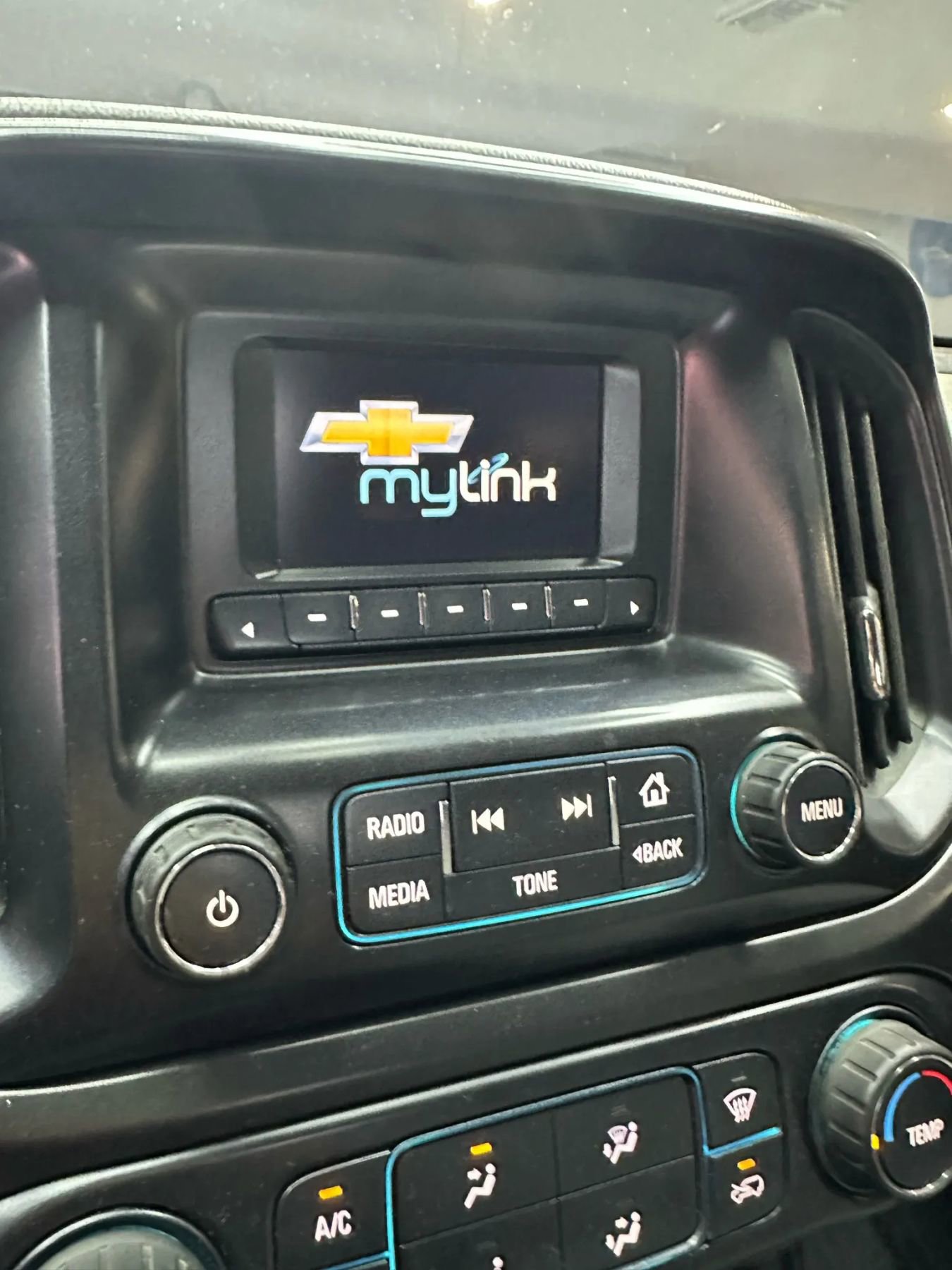 Used 2016 Chevrolet Colorado W/T w/ WT Convenience Package RWD image 12