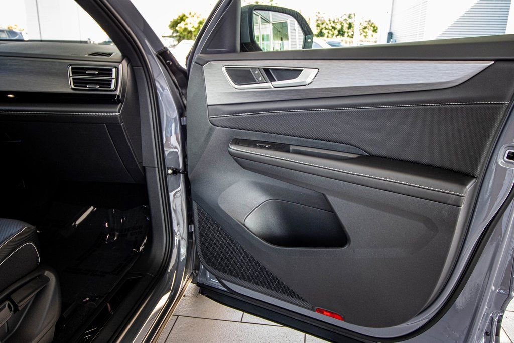 New 2026 Volkswagen Atlas Cross Sport SE AWD/4WD image 44