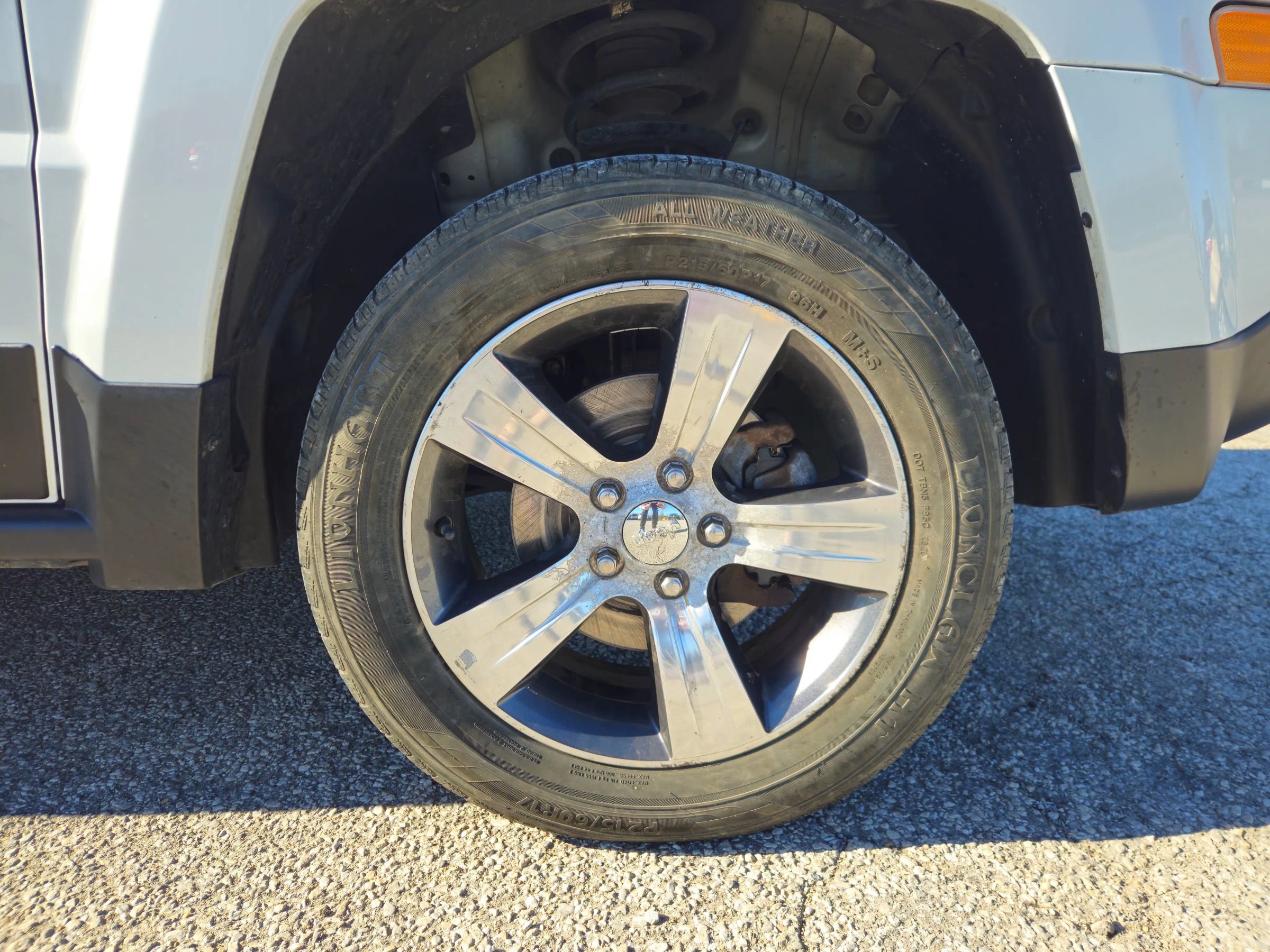 Used 2016 Jeep Patriot High Altitude image 10