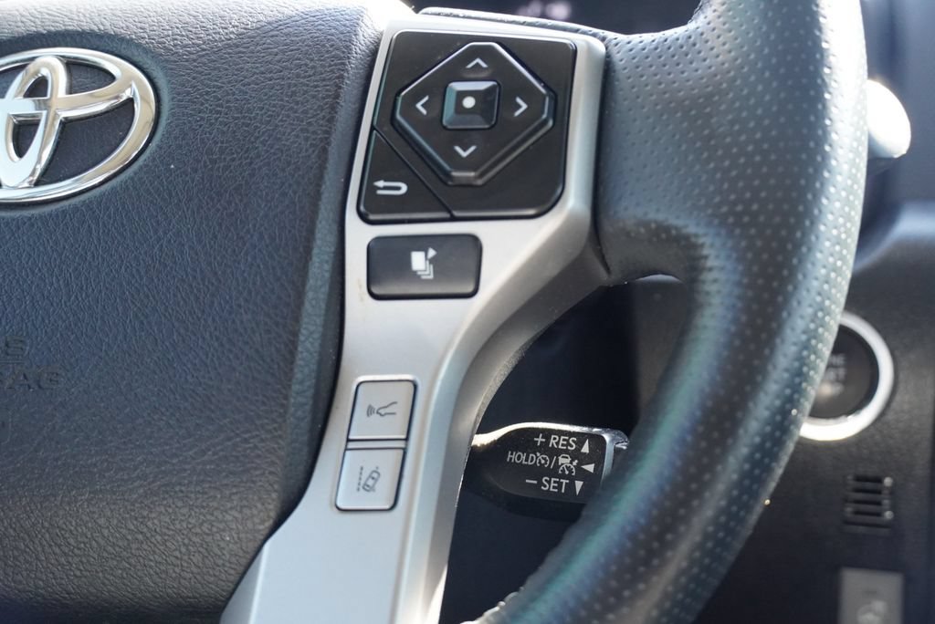 Used 2023 Toyota 4Runner SR5 Premium w/ Moonroof Package RWD image 30