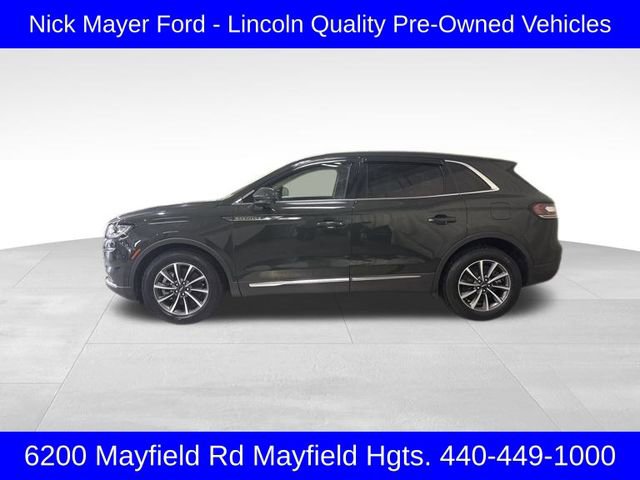 Used 2022 Lincoln Nautilus AWD image 4