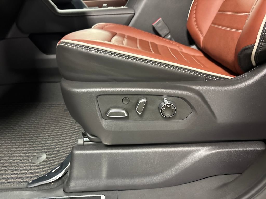 New 2026 GMC Sierra 2500 Denali Ultimate w/ Max Trailering Package image 25