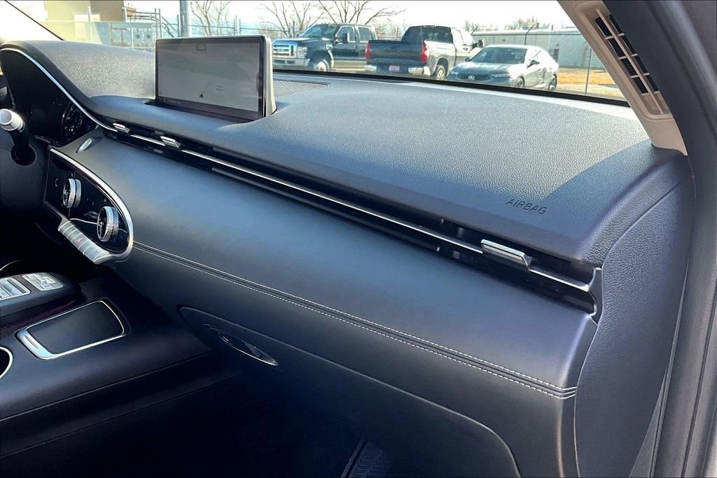 Used 2023 Genesis GV70 2.5T w/ Advanced Package image 22